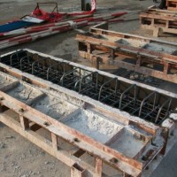 鹤峰县高铁桥梁混凝土预制遮板模具推荐保定京伟钢模板厂家